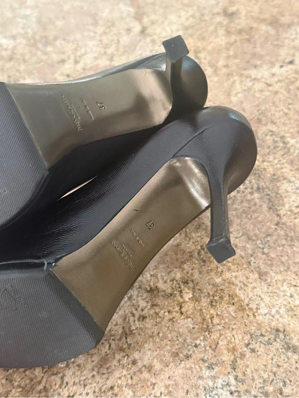 YSL Women’s Black 4” stiletto Pumps 37 Italy